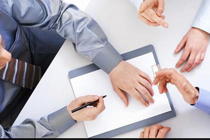 在线起诉追讨债务：如何定位欠款人并发起诉讼